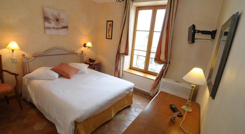 Hostellerie De La Tour D'Auxois โซลิเยอ ภายนอก รูปภาพ